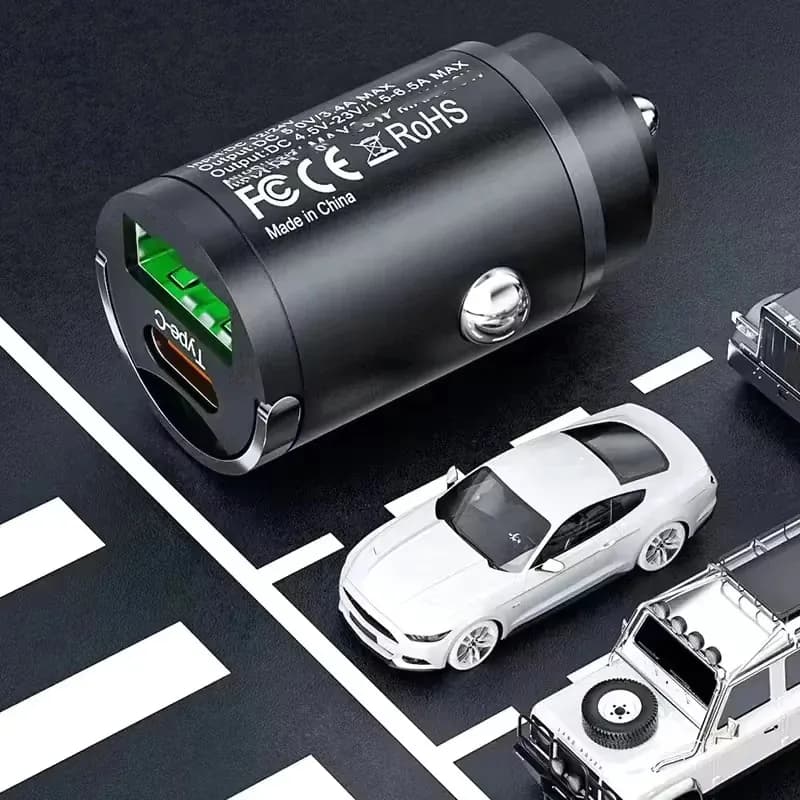 Mini carregador veicular turbo duplo